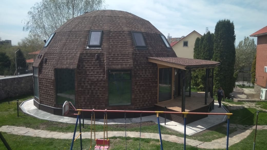 Купольный дом Z12 c террасой и тамбуром