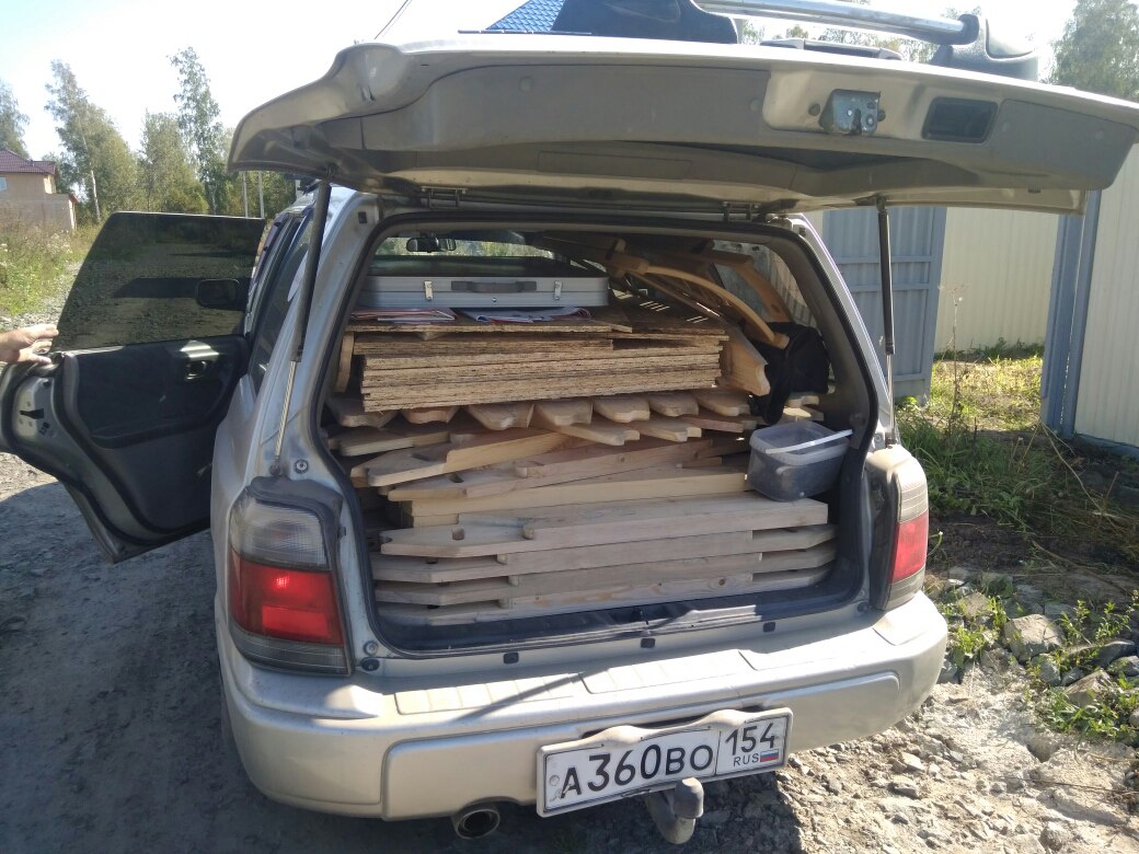 Cегодня дилер в Новосибирске поедет поздравлять коттеджный поселок "Клевер" 