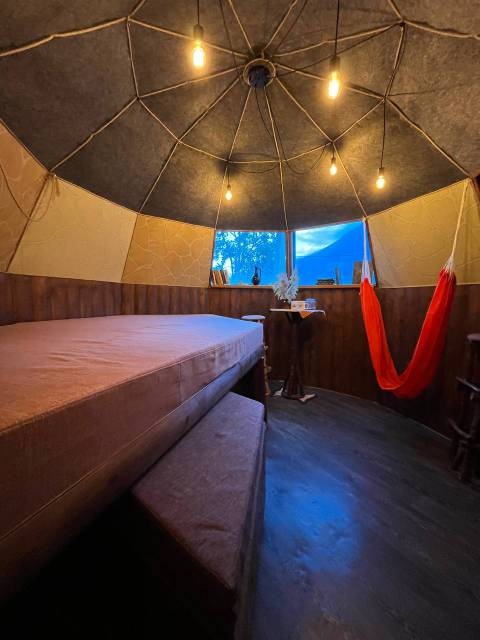 Вот что у меня получилось.