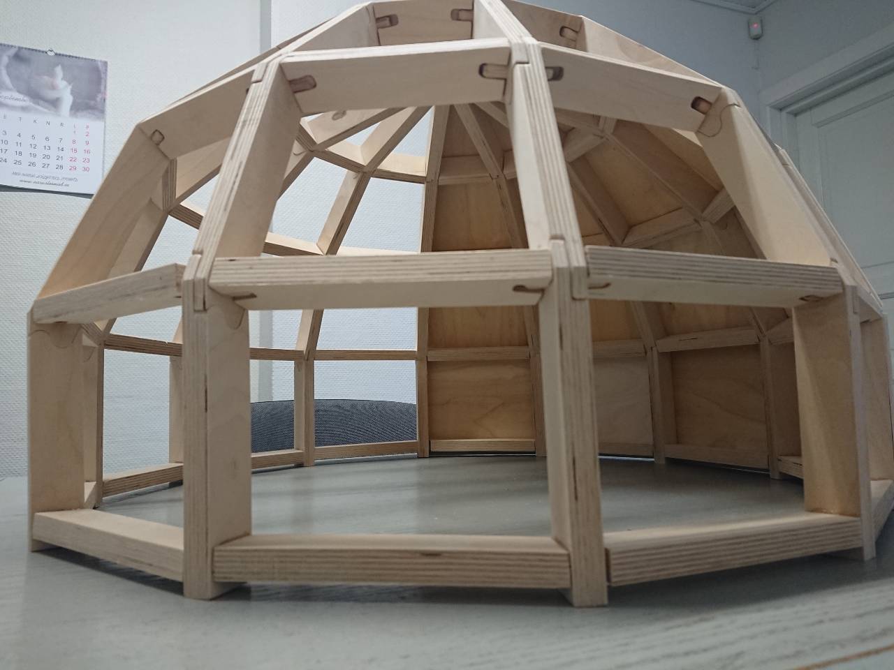 Дилер в Эстонии