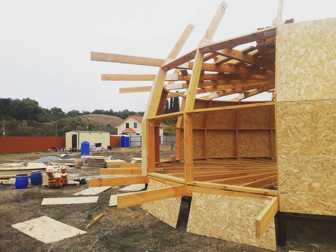 Строим очередную Добросферу в Симферополе. Каркас Z10 (120м2)