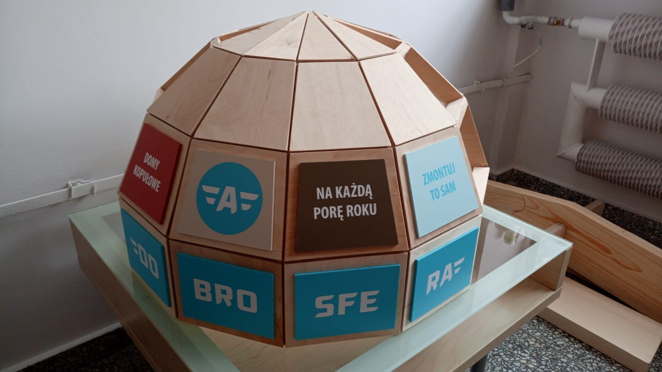 Новый дилер в Польше